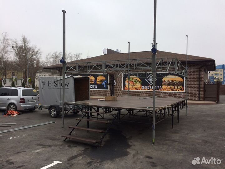 Сцена мобильная