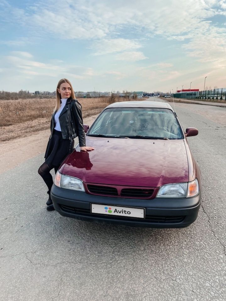 Toyota Carina E: фото владельца