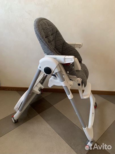 Стульчик для кормления peg perego