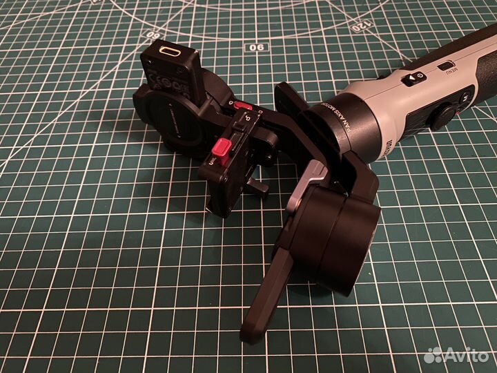 Стабилизатор для камеры Zhiyun Crane m2s