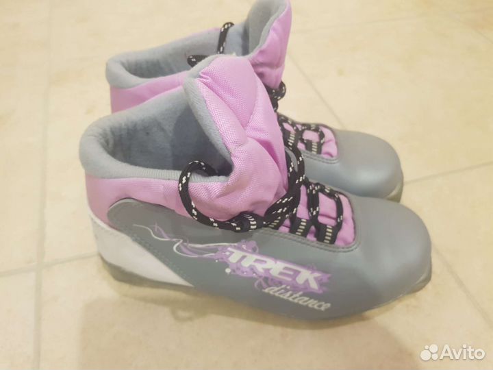 Лыжные ботинки классические