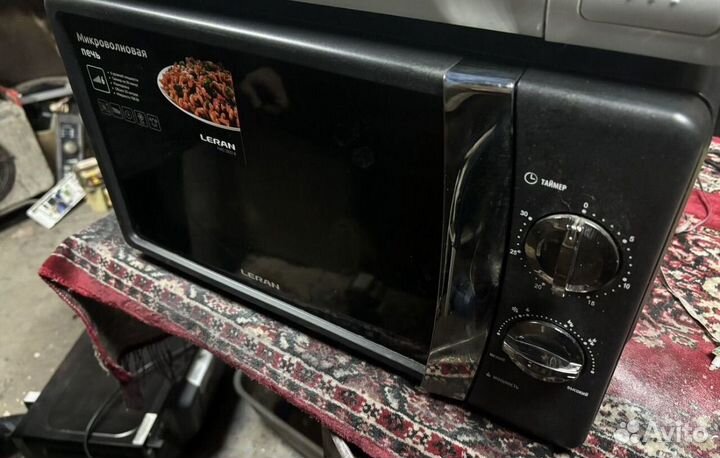 Микроволновая печь в отличном состоянии
