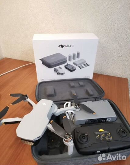 Дрон DJI mini SE fly more combo