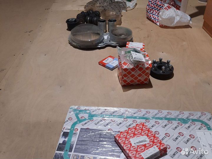 Прокладка и сальник двигателя Mercedes