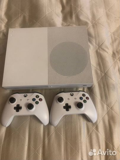 Xbox One s