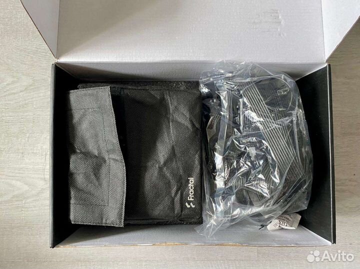 Топовый бп fractaldesign ion+ platinum 760w