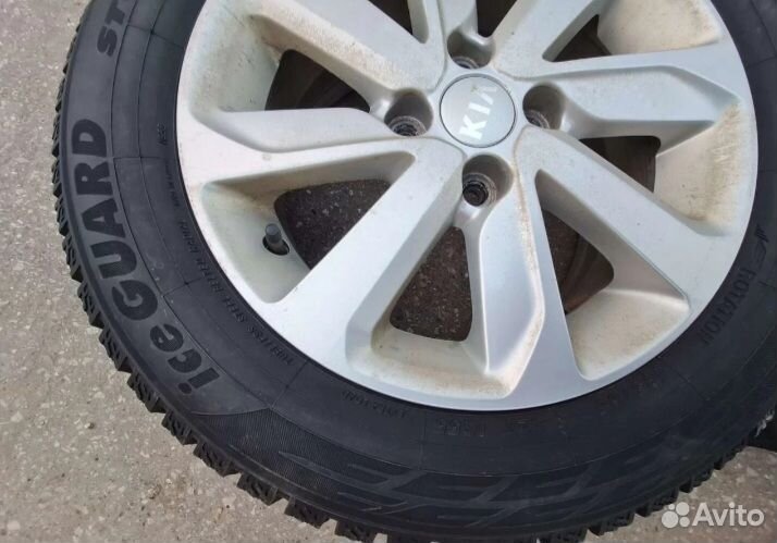 Колеса R-15 на Кия Рио/Хендай Солярис, шипы