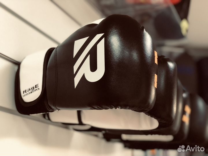 Новые перчатки