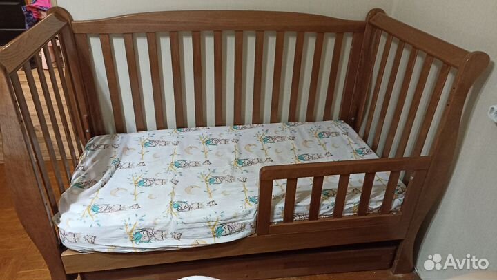 Кровать детская из бука фирмы Лель