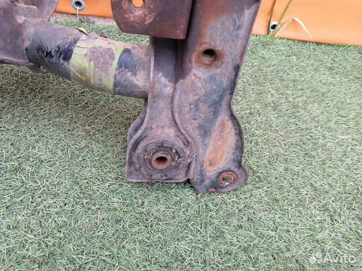 Подрамник передний Hyundai Accent Хундай Акцент