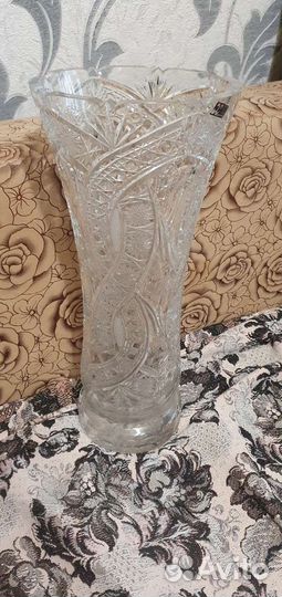 Хрустальная ваза