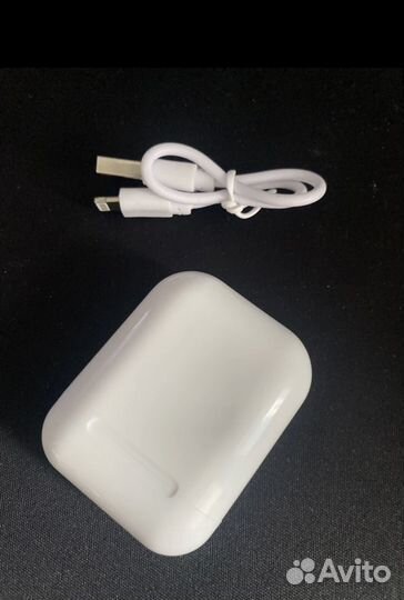 Беспроводные наушники apple airpods