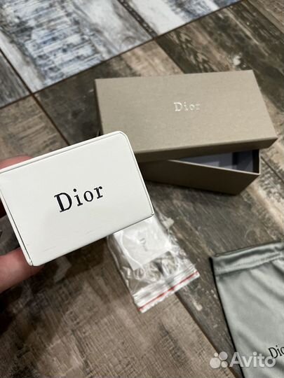 Футляр для очков Christian Dior новый с нюансом