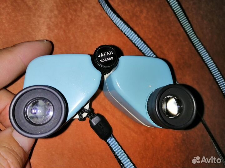 Бинокль nikon