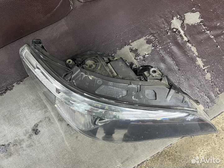 Фара передняя правая BMW E60