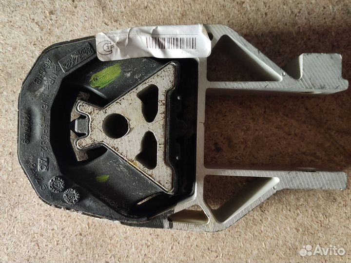 Опора кпп ford focus 3