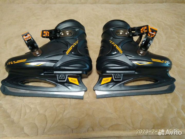 Коньки раздвижные р.29-32. новые