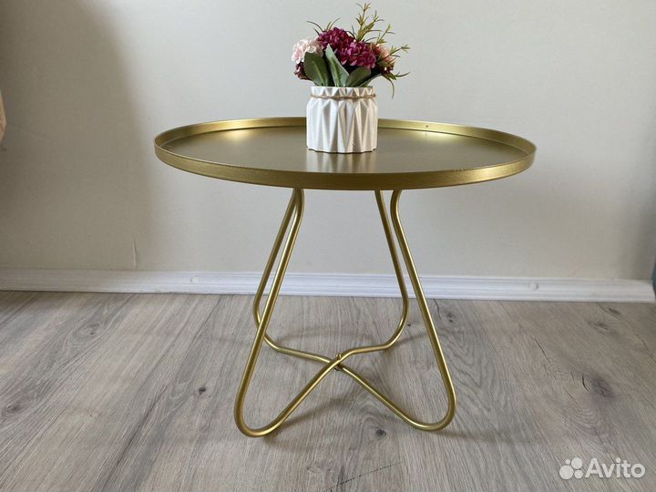 Журнальный стол