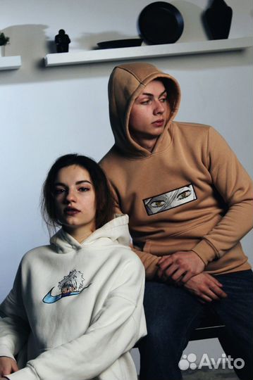 Вышивка на одежде/надписи/логотипы