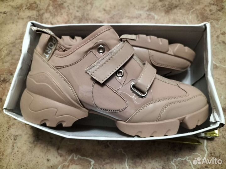 Обувь женская