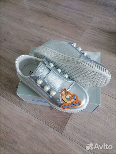Туфли кроссовки Сказка новые 27