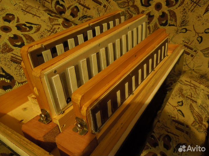 Концертный оркестровый цельнопланочный баян -бас