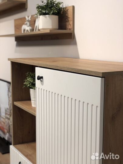 Тумба под тв (гостиная)