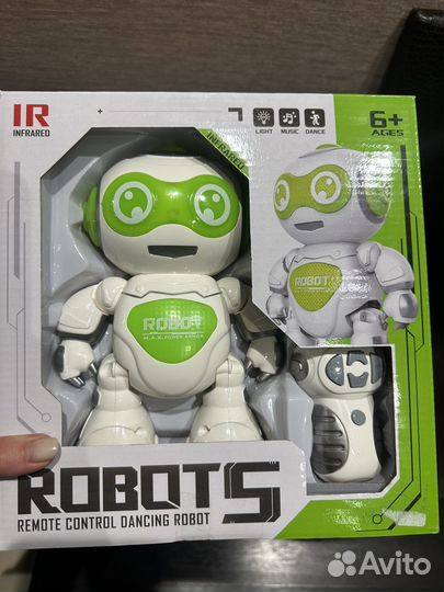 Интерактивный робот