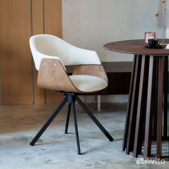 Стул мягкий