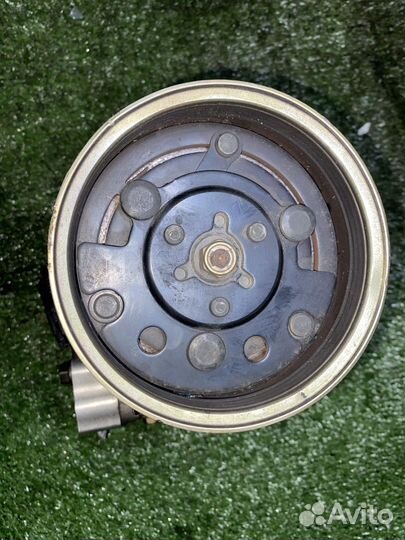 Компрессор кондиционера Mitsubishi Carisma DA2A AK