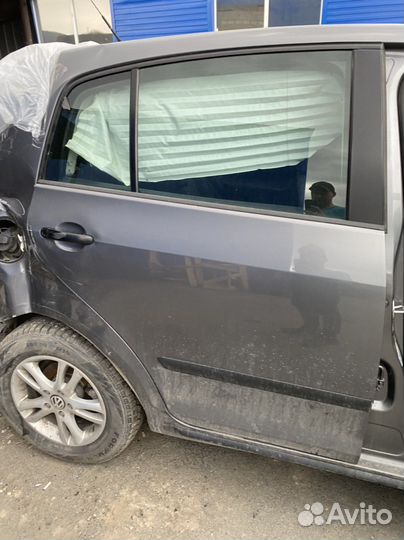 Дверь задняя правая vw Golf plus