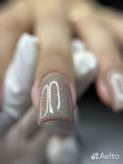 Мастер маникюра и педикюра