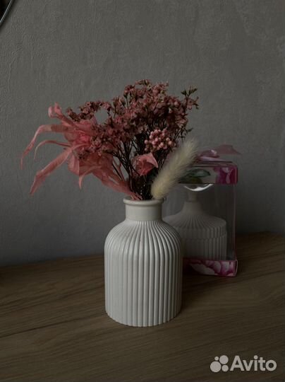 Ваза для сухоцветов