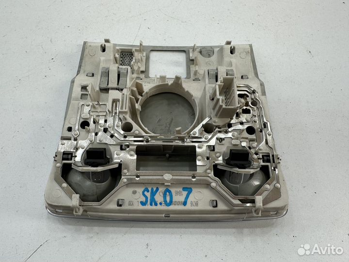Skoda Octavia A7 плафон салонный 2019 год