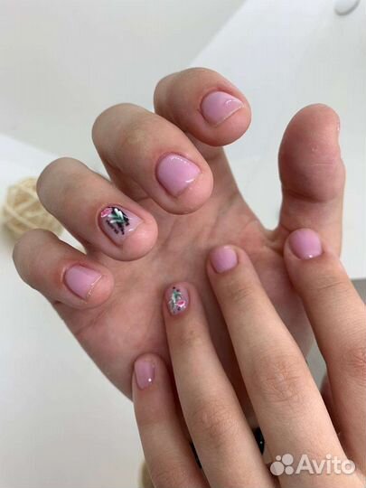 Мастер маникюра