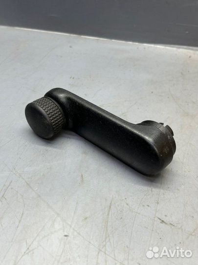 Ручка стеклоподъемника Renault Laguna 1 2.0 1994