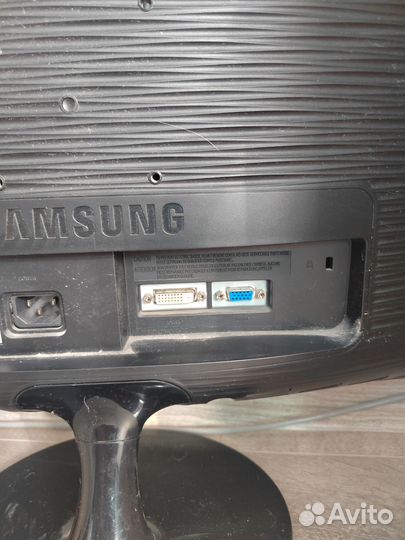 Монитор samsung