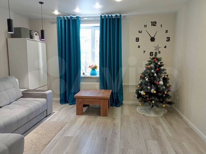 2-к. квартира, 57 м², 3/3 эт.