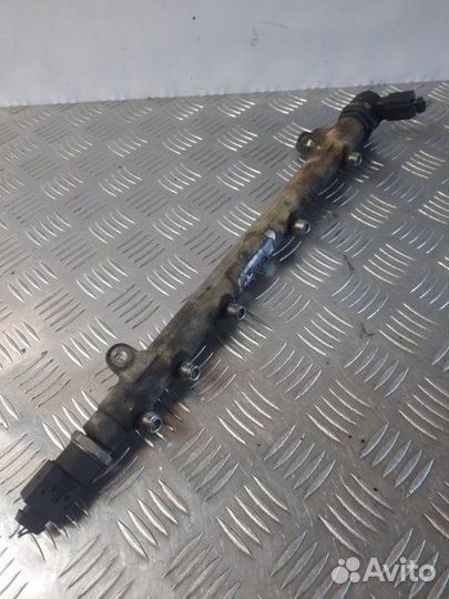 Топливная рампа Mercedes Vito W639 2.2 646983 2005