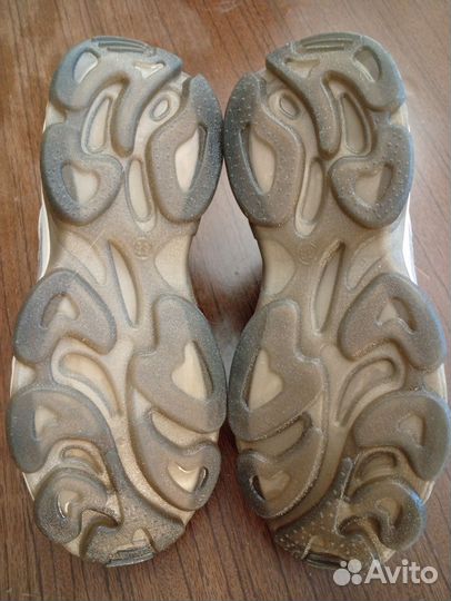 Кроссовки женские 38 размер