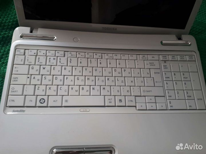 Ноутбук toshiba