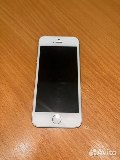 iPhone 5S, 16 ГБ