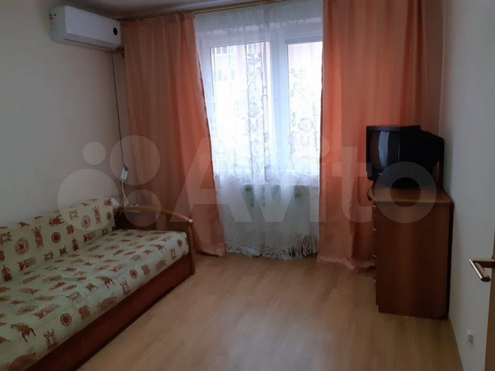 4-к. квартира, 90 м², 9/9 эт.