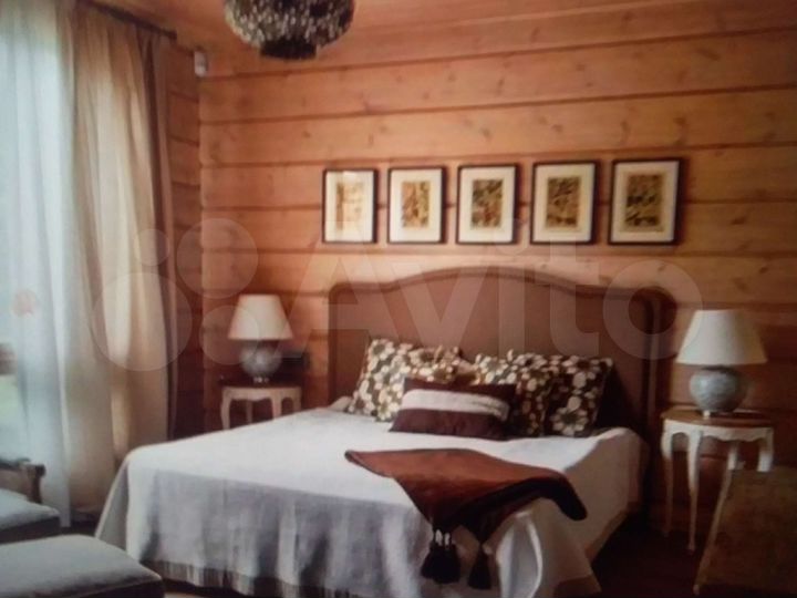 Комната 10 м² в 5-к., 1/2 эт.
