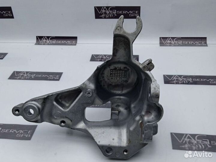 Кронштейн тнвд Mercedes 2.0 M264