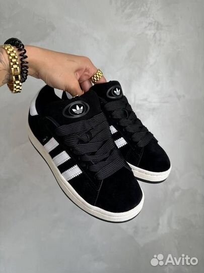 Кроссовки adidas кампус