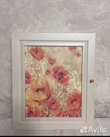 Ключница новая из дерева