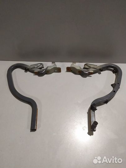 Петли багажника Hyundai Solaris 2014