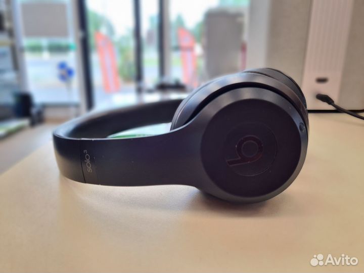 Наушники Beats solo 3 Wireless (хор)