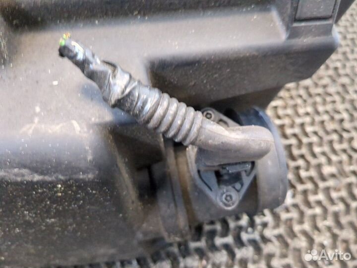 Корпус воздушного фильтра Volvo XC70, 2003